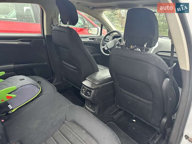 Седан Ford Fusion 2012 в Киеве фото 7 Седан Ford Fusion 2012 в Киеве