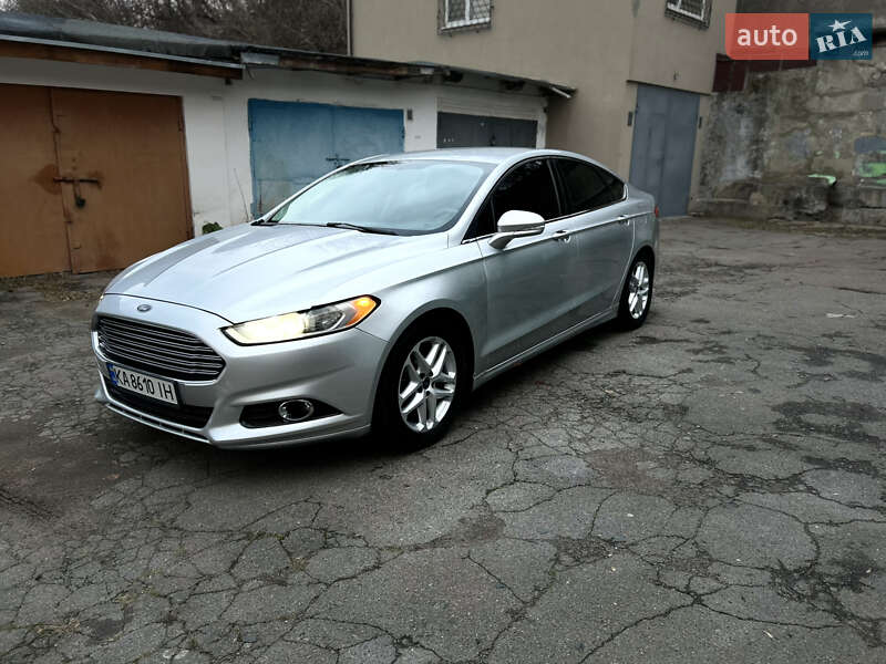 Седан Ford Fusion 2015 в Ровно фото 11 Седан Ford Fusion 2015 в Ровно