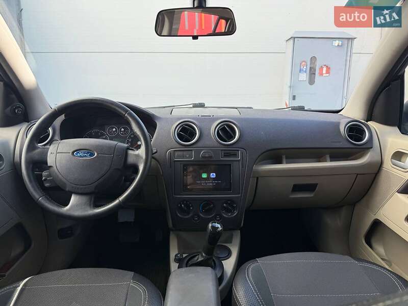 Хэтчбек Ford Fusion 2007 в Киеве