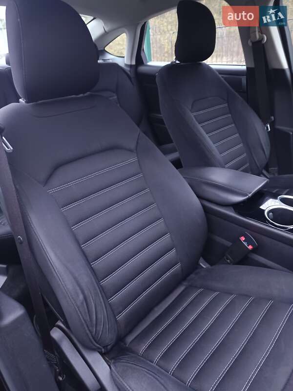 Седан Ford Fusion 2013 в Киеве