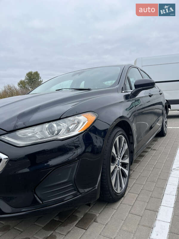 Седан Ford Fusion 2019 в Киеве фото 8 Седан Ford Fusion 2019 в Киеве
