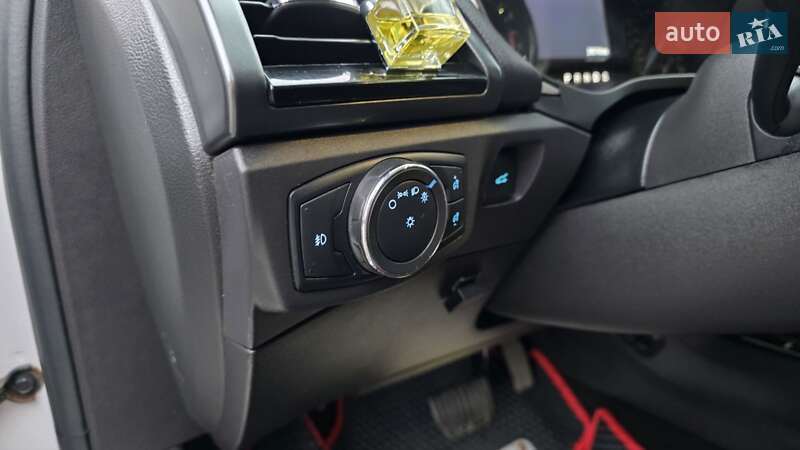 Седан Ford Fusion 2015 в Умани фото 42 Седан Ford Fusion 2015 в Умани
