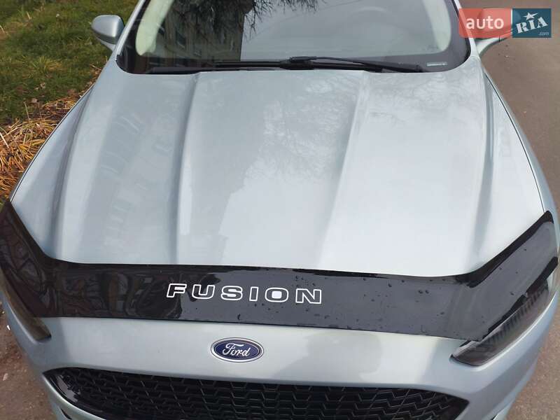 Седан Ford Fusion 2013 в Білій Церкві