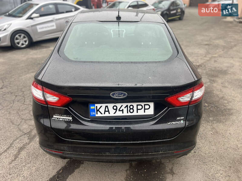 Седан Ford Fusion 2015 в Киеве