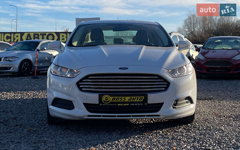Седан Ford Fusion 2014 в Львове