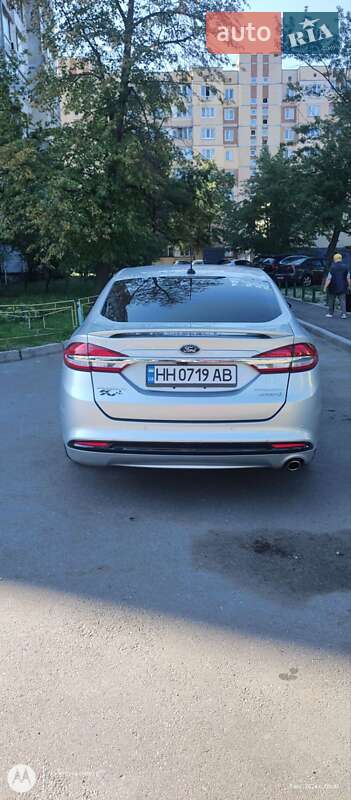 Седан Ford Fusion 2016 в Києві