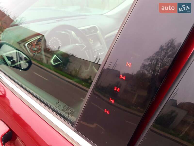 Седан Ford Fusion 2016 в Миколаєві