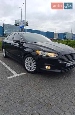 Седан Ford Fusion 2015 в Києві