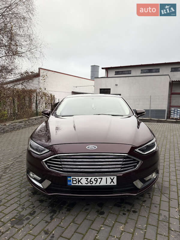 Седан Ford Fusion 2017 в Ровно