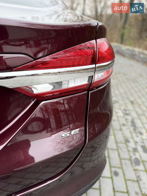 Седан Ford Fusion 2017 в Ровно