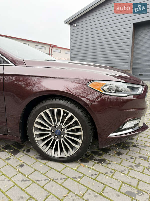 Седан Ford Fusion 2017 в Ровно
