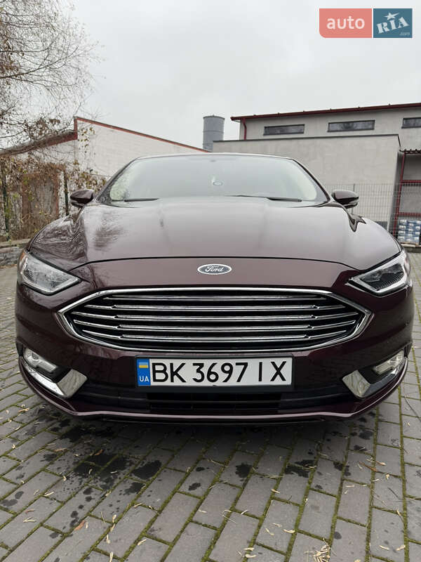 Седан Ford Fusion 2017 в Ровно
