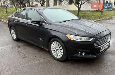 Седан Ford Fusion 2016 в Львові