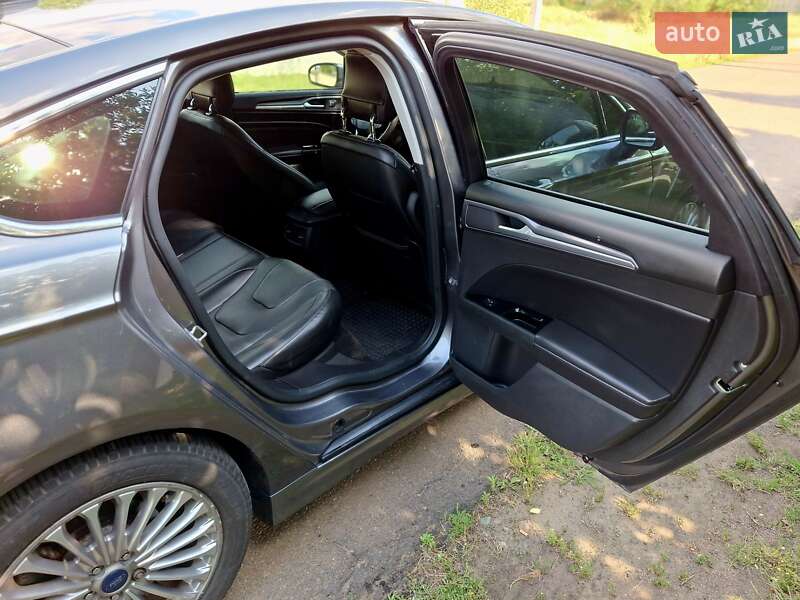 Седан Ford Fusion 2014 в Миколаєві