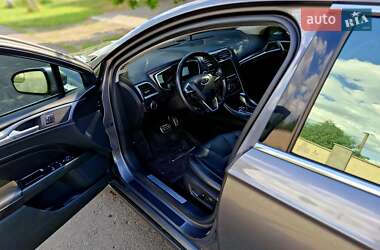 Седан Ford Fusion 2014 в Вознесенске