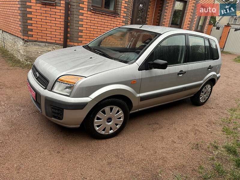 Хэтчбек Ford Fusion 2007 в Коростене