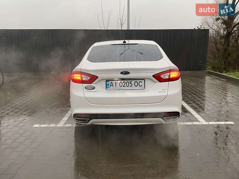 Седан Ford Fusion 2013 в Києві