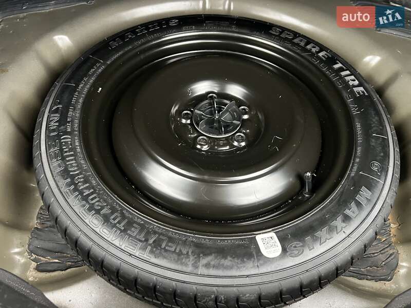 Седан Ford Fusion 2013 в Киеве