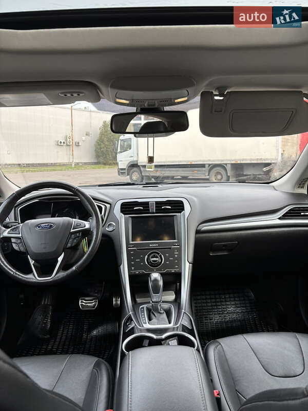 Седан Ford Fusion 2015 в Кривом Роге