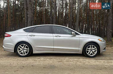 Седан Ford Fusion 2013 в Полтаві