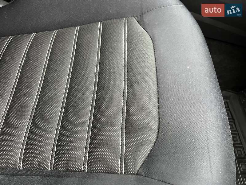 Седан Ford Fusion 2013 в Киеве