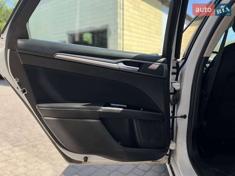 Седан Ford Fusion 2015 в Ивано-Франковске фото 20 Седан Ford Fusion 2015 в Ивано-Франковске