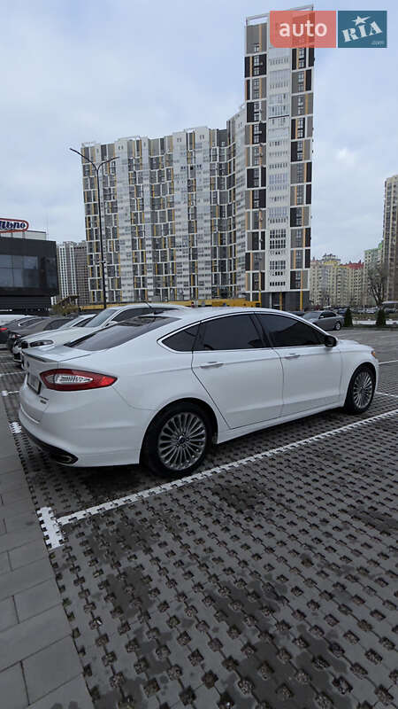 Седан Ford Fusion 2015 в Киеве фото 8 Седан Ford Fusion 2015 в Киеве