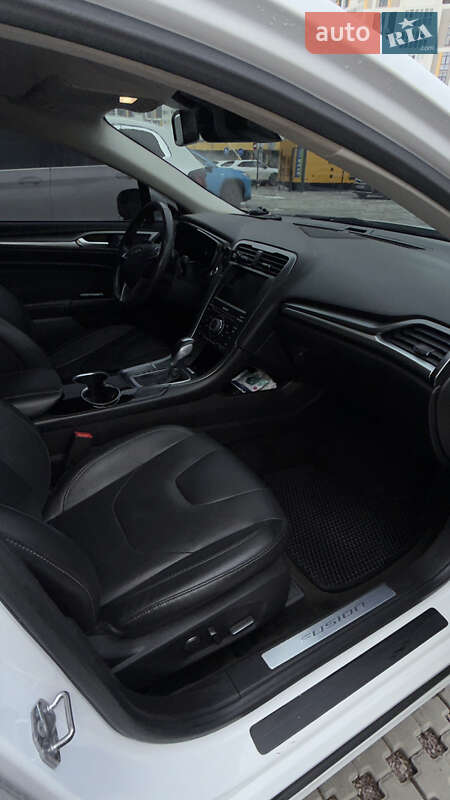 Седан Ford Fusion 2015 в Киеве фото 28 Седан Ford Fusion 2015 в Киеве