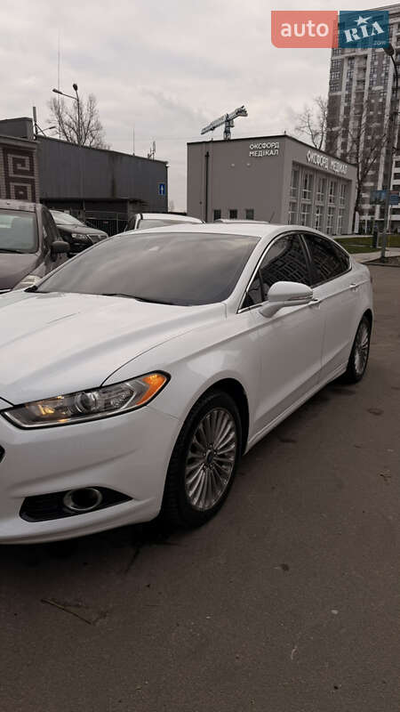 Седан Ford Fusion 2015 в Киеве фото 21 Седан Ford Fusion 2015 в Киеве