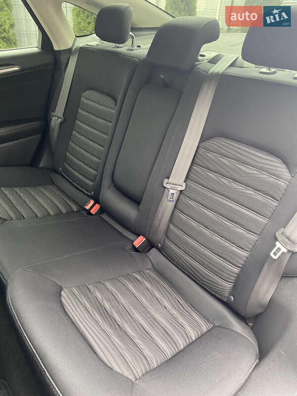 Седан Ford Fusion 2016 в Хмельницком