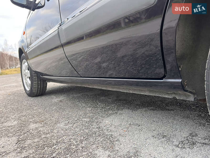 Хэтчбек Ford Fusion 2006 в Звягеле