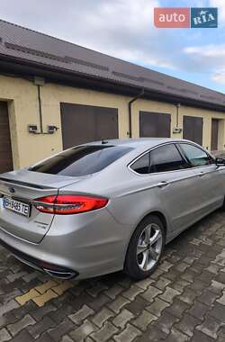 Седан Ford Fusion 2018 в Измаиле
