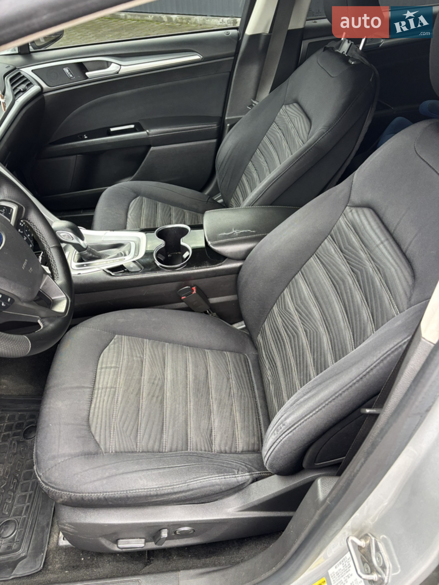2016 Ford Fusion - мініатюра 8