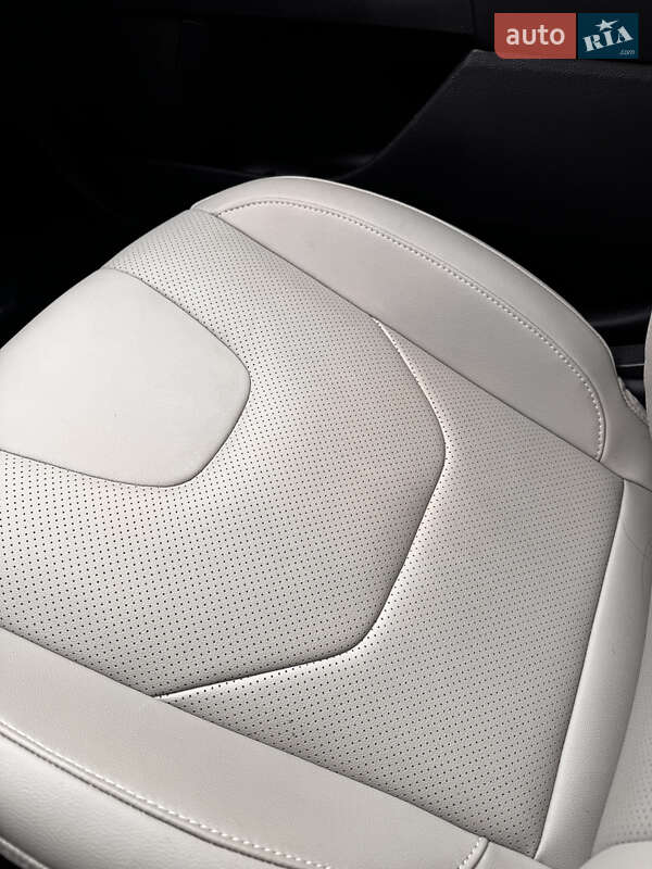 Седан Ford Fusion 2014 в Сумах фото 13 Седан Ford Fusion 2014 в Сумах