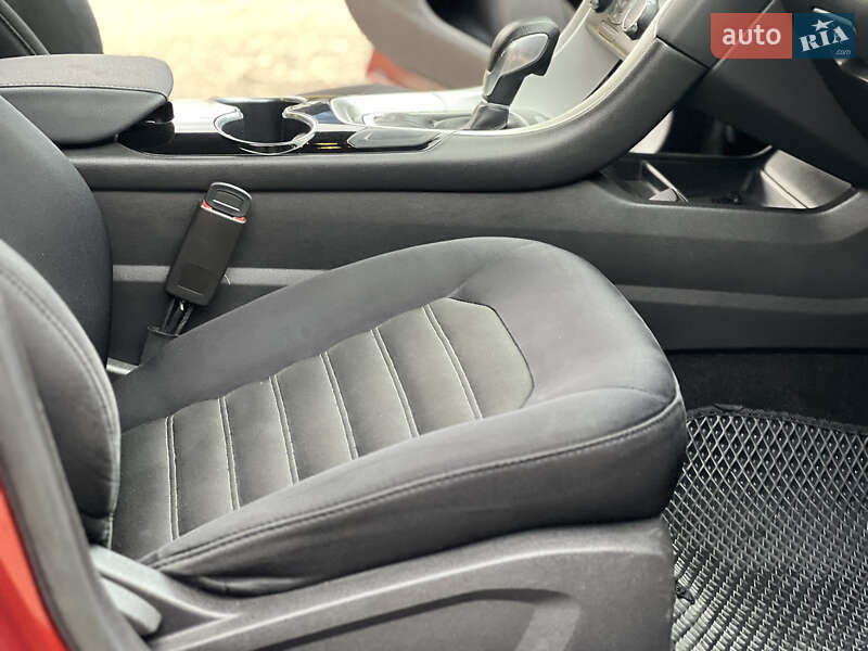 Седан Ford Fusion 2014 в Виннице