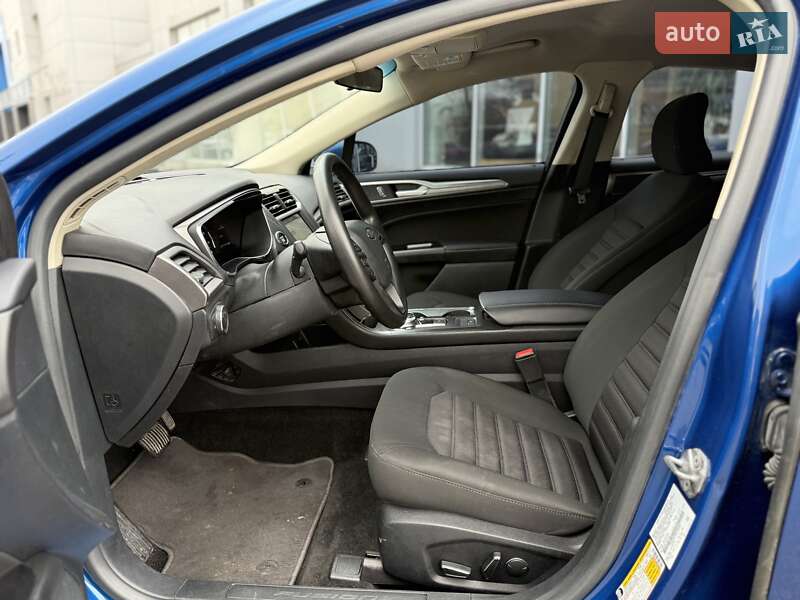 Седан Ford Fusion 2017 в Києві