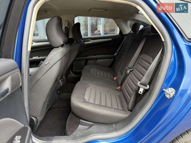 Седан Ford Fusion 2017 в Києві