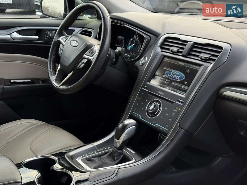 Седан Ford Fusion 2013 в Харкові