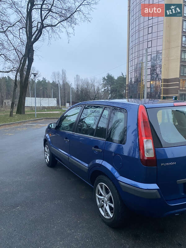 Хэтчбек Ford Fusion 2007 в Чернигове