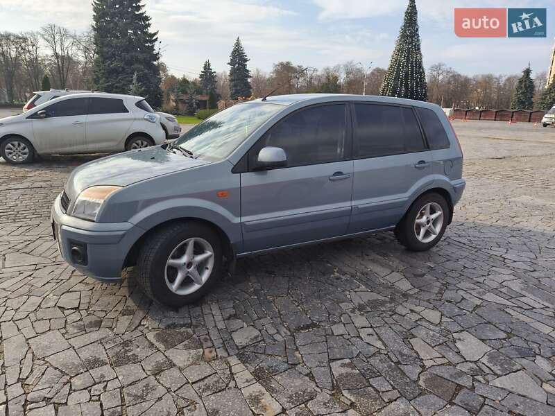 Хэтчбек Ford Fusion 2010 в Кременчуге фото 9 Хэтчбек Ford Fusion 2010 в Кременчуге