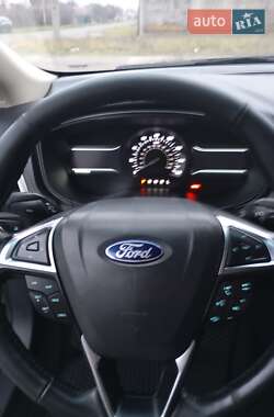 Седан Ford Fusion 2017 в Вышгороде