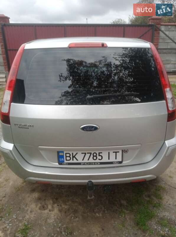 Хетчбек Ford Fusion 2010 в Рівному