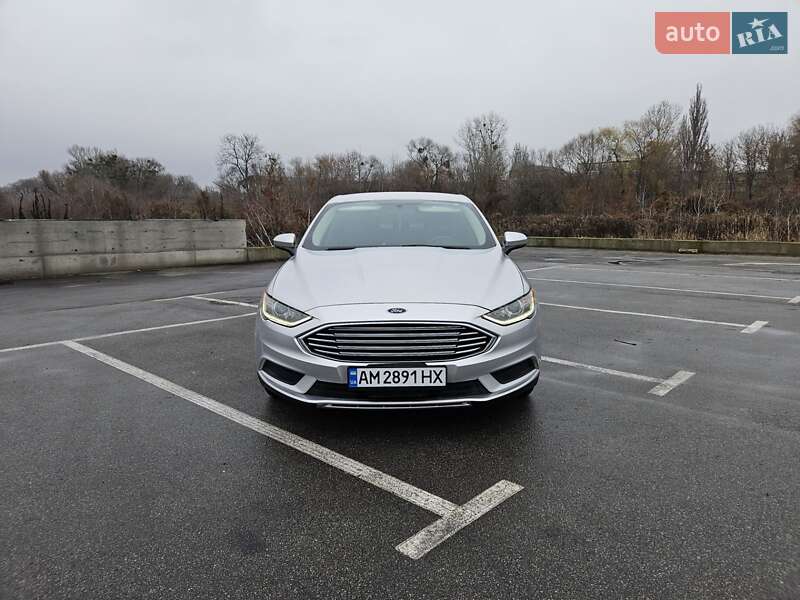 Седан Ford Fusion 2016 в Гостомеле фото 2 Седан Ford Fusion 2016 в Гостомеле