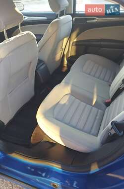 Седан Ford Fusion 2016 в Черкасах