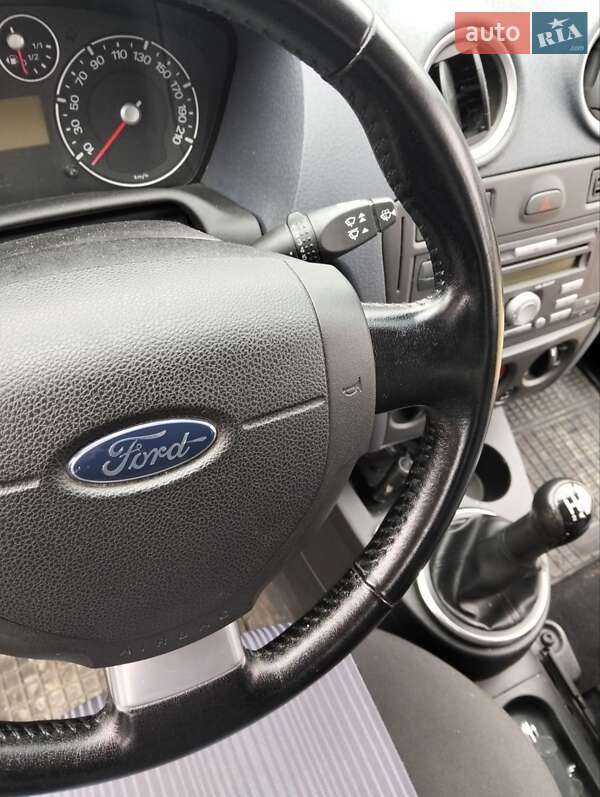 Хетчбек Ford Fusion 2010 в Рівному