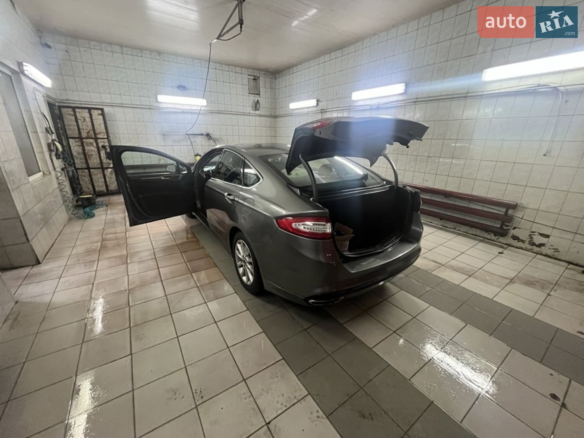 2014 Ford Fusion - мініатюра 11