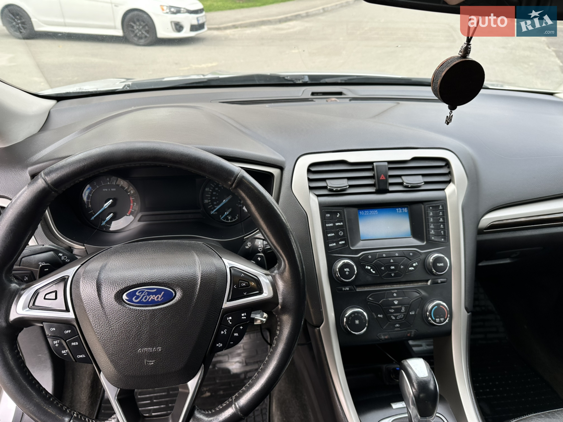 2013 Ford Fusion - мініатюра 9
