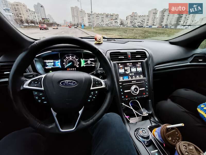 Седан Ford Fusion 2016 в Киеве фото 13 Седан Ford Fusion 2016 в Киеве