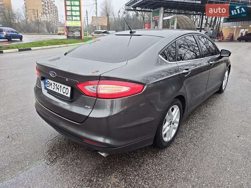 Седан Ford Fusion 2015 в Сумах