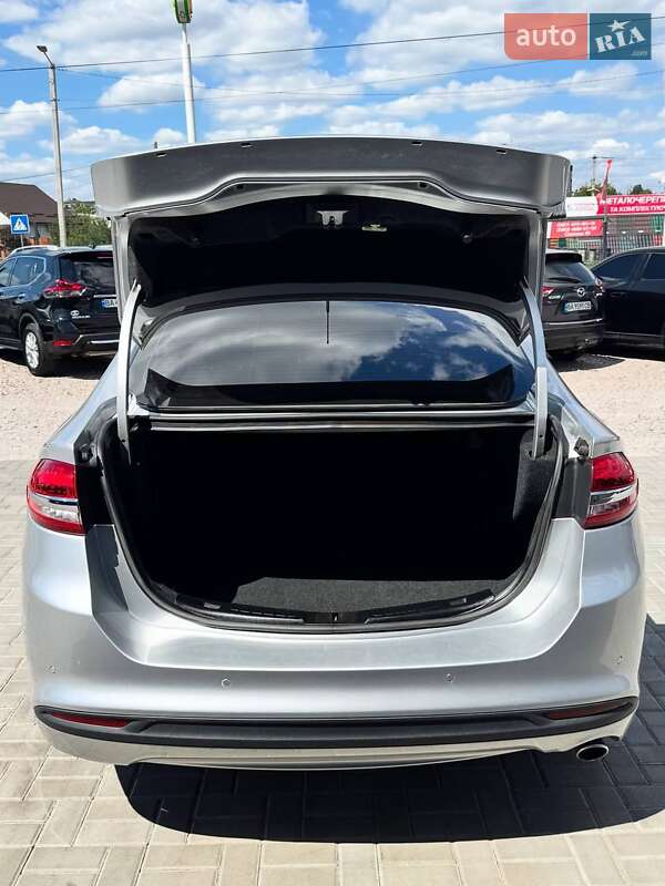 Седан Ford Fusion 2018 в Кропивницком